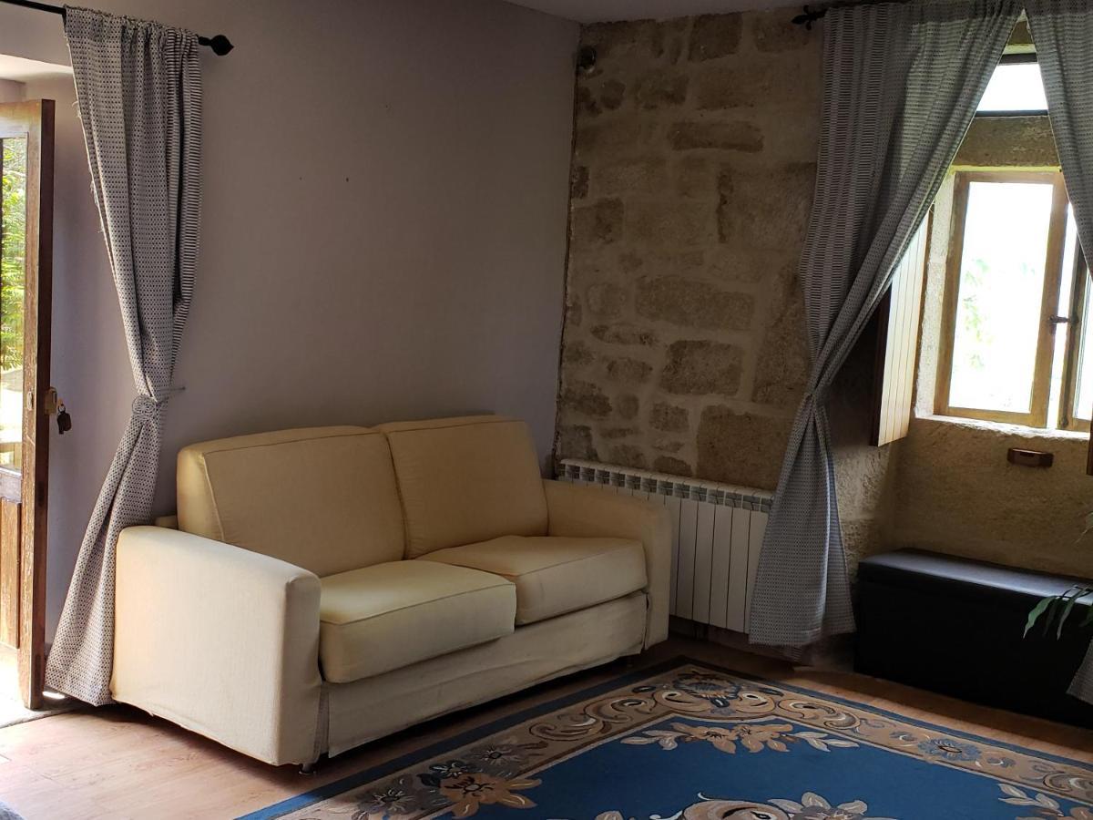 Casa Rural Do Fontan Guest House Понтеведра Екстериор снимка