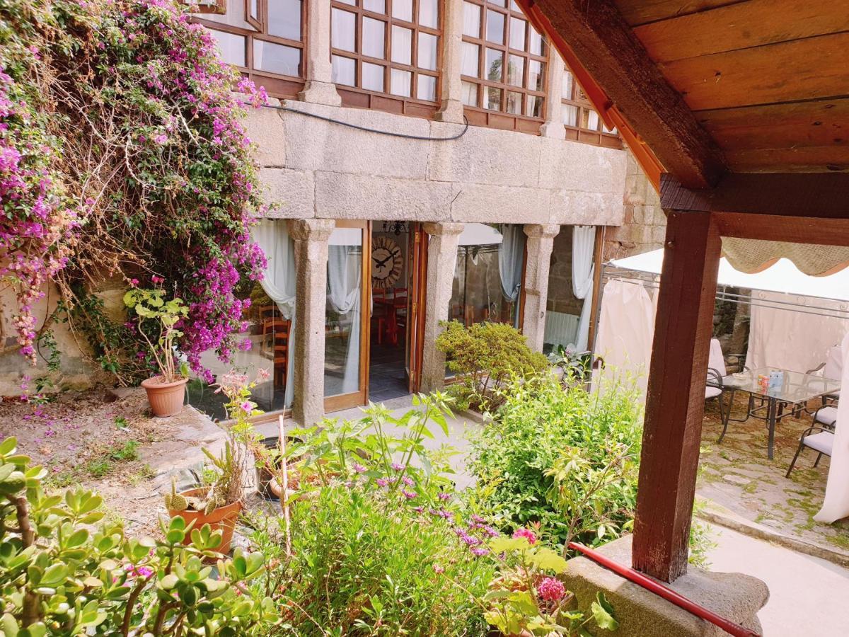 Casa Rural Do Fontan Guest House Понтеведра Екстериор снимка
